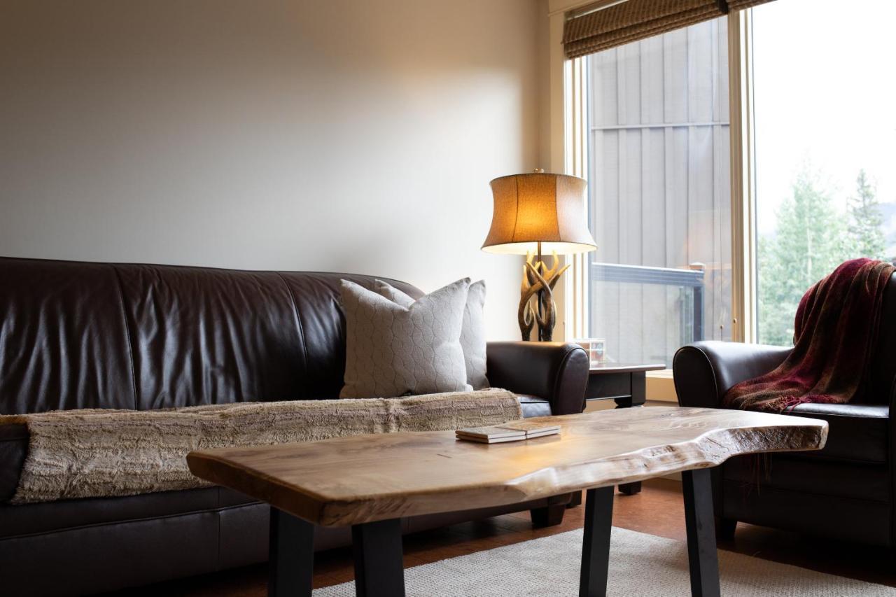 Misty Mountain- Premium 2 Bedroom Mountain View Canmore Exterior foto